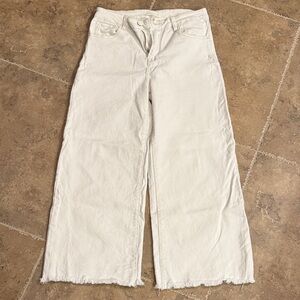 Chic Cream Wide-Leg Jeans